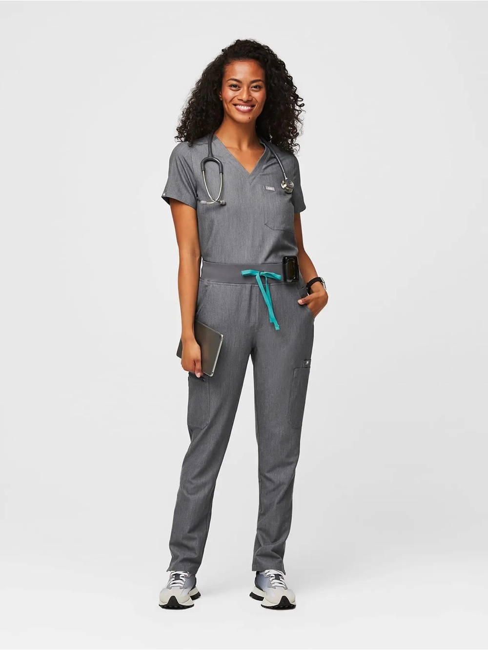 NWT - FIGS Graphite Gray Catarina Scrub Top & Yola Skinny Scrub Pants - Size Me